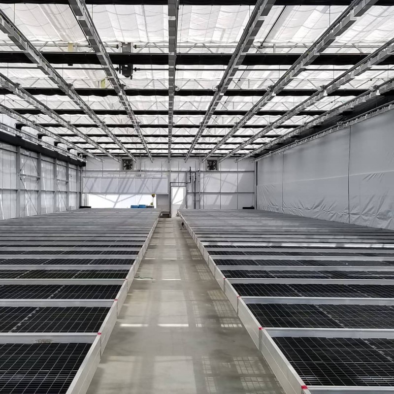 light deprivation blackout system with hydroponic system rolling benches